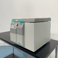 Hermle Benchmark Z446 Centrifuge image 0